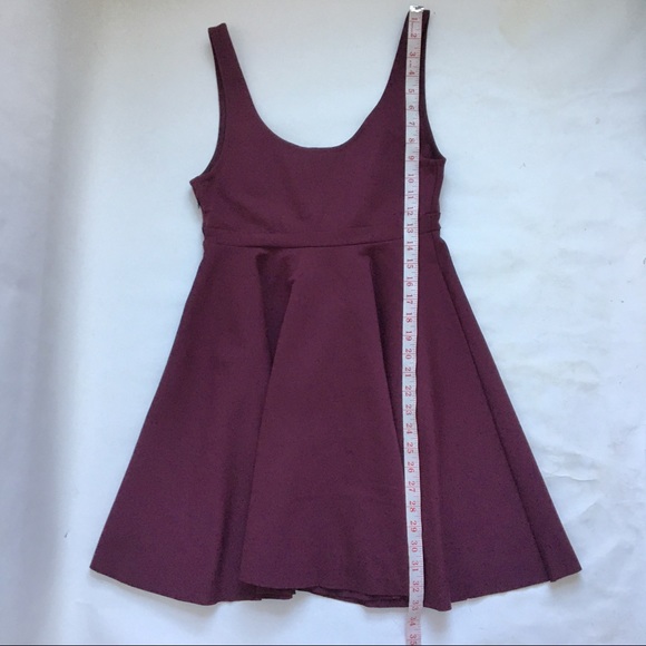 ALice & UO Urban Outfitters Eden Mini Dress Wine/ Burgundy Medium - Picture 13 of 17